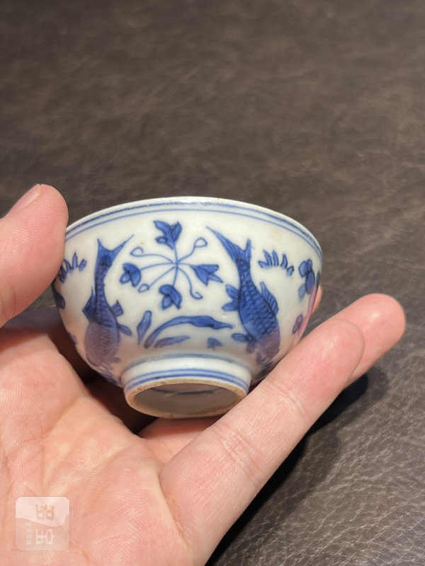 明嘉靖 青花鱼藻纹茶圆 - 图10
